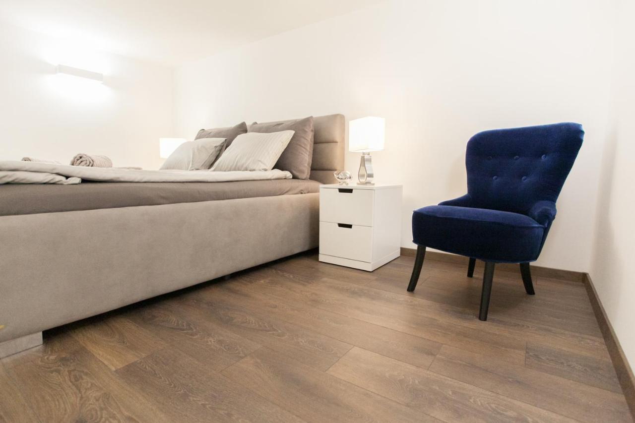 Stylish Loft With Finnish Sauna Будапеща Екстериор снимка